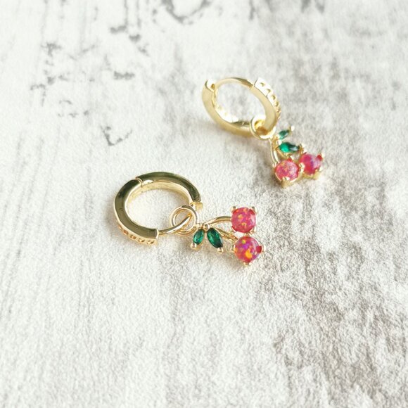 Kendra Scott Gold Berry Kyocera Opal Earrings - Cherry - Picture 2 of 3